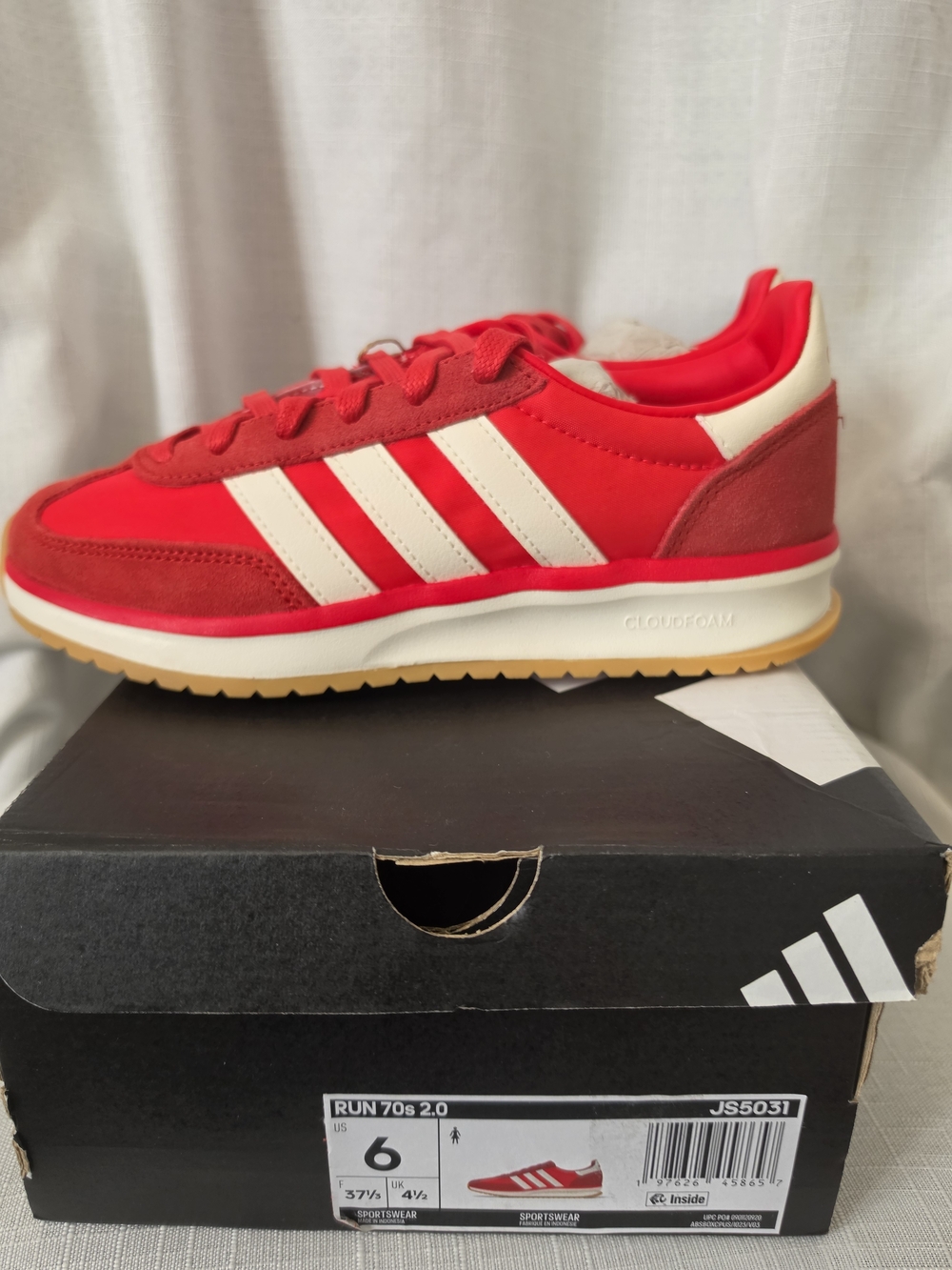 Adidas 6Y OR 7 Women's Sneaker